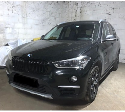 2x Grilles de calandre noire laquée BMW X1 F48 (14-18)