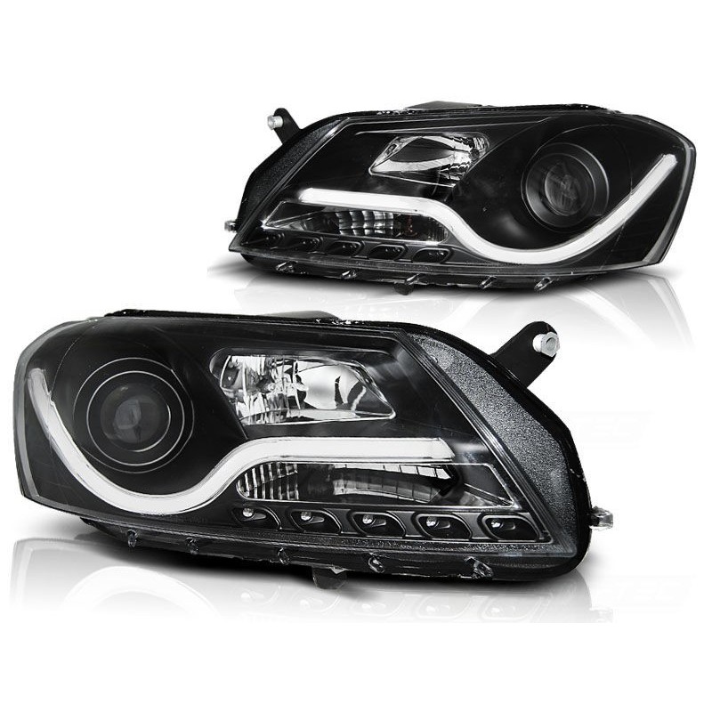 2x Phares avant adaptable sur Volkswagen Passat B7 Noir (10-14) 2x Phares avant adaptable sur Volkswagen Passat B7 Noir (10-14)