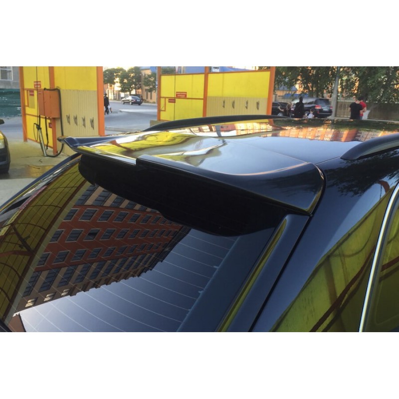 Becquet adaptable sur Audi Q3 Look RSQ3 (11-18)