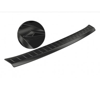 Seuil de coffre noir brillant adaptable sur VW Golf 8 20+