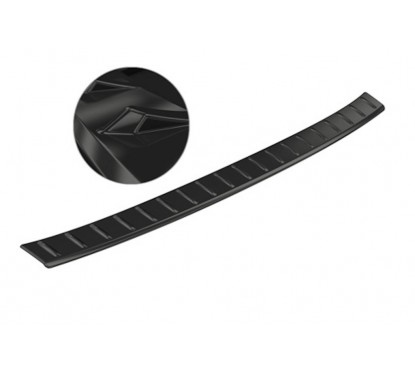 Seuil de coffre carbone adaptable sur VW Golf 8 Break 20+