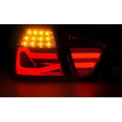 2x Feux arrières noir fumé adaptables sur BMW Série 3 E90 (05-08)
