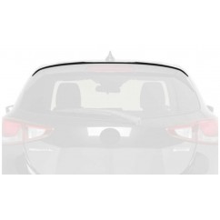 Becquet carbone adaptable sur Mazda 2 14+