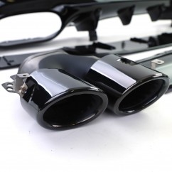 Diffuseur arrière et embouts d'échappement noir brillant adaptable sur Mercedes CLA C118 19+