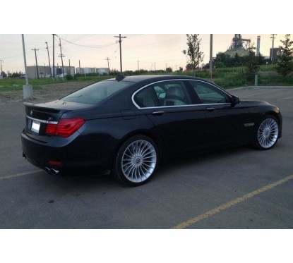 Becquet adaptable sur BMW Série 7 F01 F02 08-15