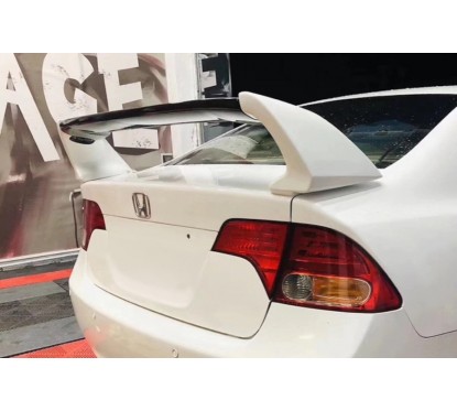 Becquet adaptable sur Honda Civic MK8 06-11