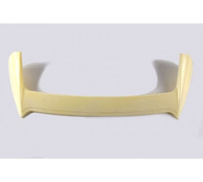 Becquet adaptable sur Toyota RAV4 19+
