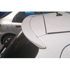 Becquet adaptable sur Toyota Yaris 3 11+