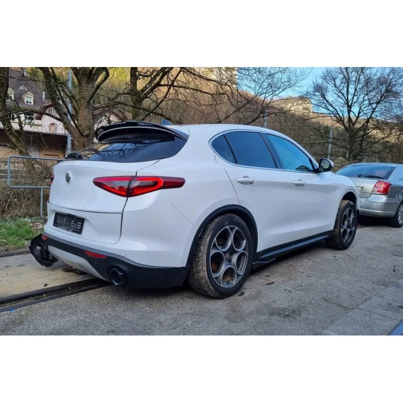 Becquet adaptable sur Alfa Romeo Stelvio (16-21) v2