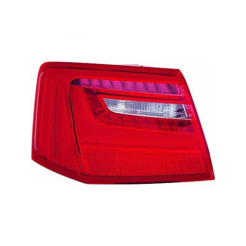 Feu arrière droit/passager adaptable sur Audi A6 (11-14)