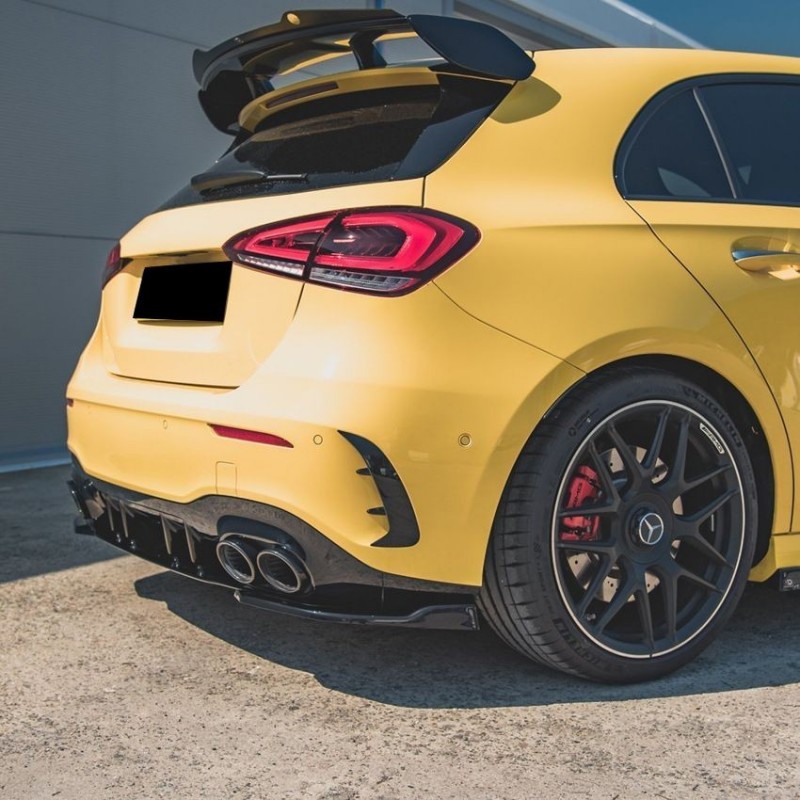 Rajout de pare choc arrière Noir brillant Mercedes A35 et A45 AMG (18-22)