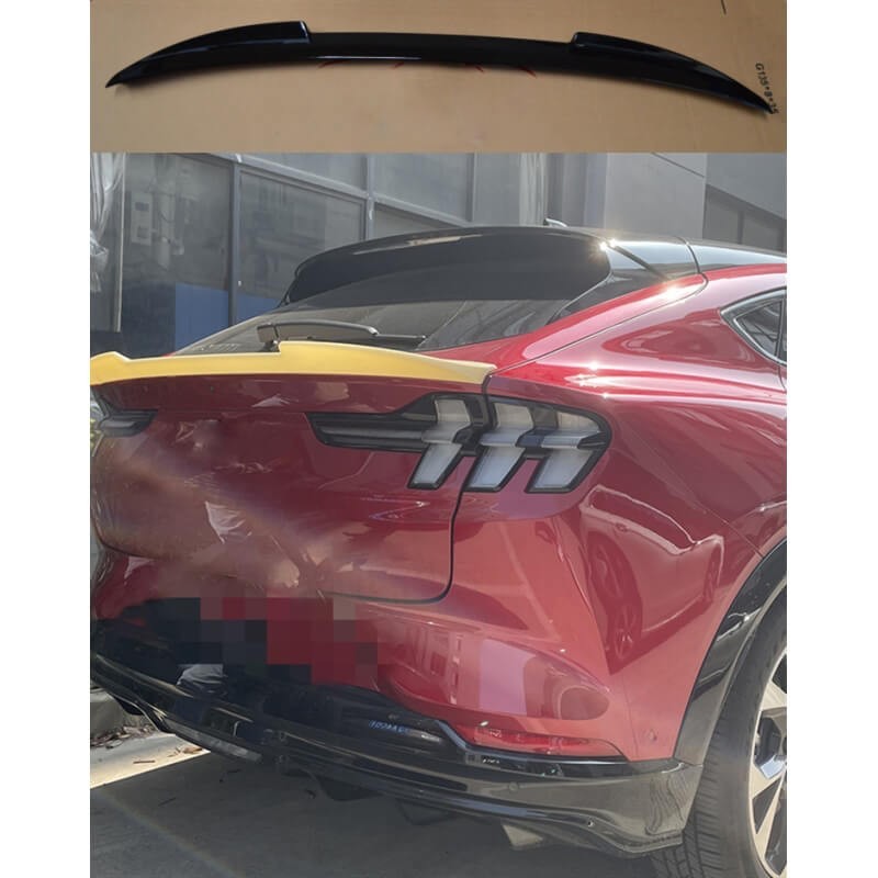 Becquet inférieur noir brillant adaptable sur Ford Mustang Mach-E (20+)