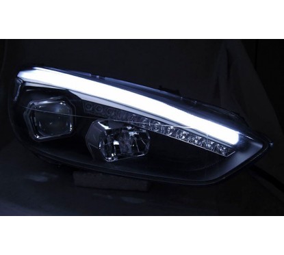 2x Phares avant adaptable sur Ford Focus MK3 (15-18)