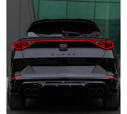 Becquet inférieur noir brillant pour Cupra Formentor (20-24)