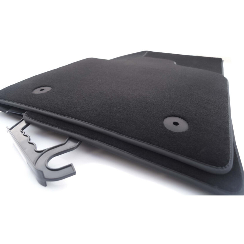 Set de 4 tapis velours Peugeot 5008 (2017+)