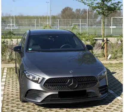 Etoile noir brillant Mercedes