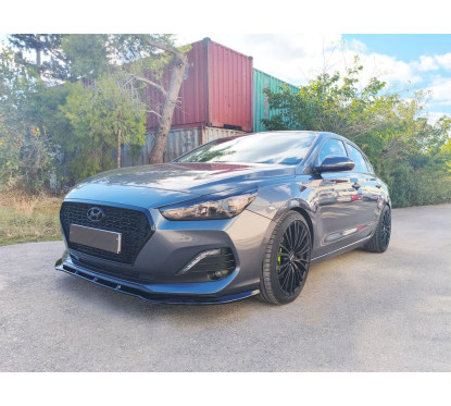 Rajout de pare-choc avant noir brillant Hyundai I30 Fastback (16-20)
