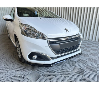 Rajout de pare-choc avant noir brillant Peugeot 208 (15-19)
