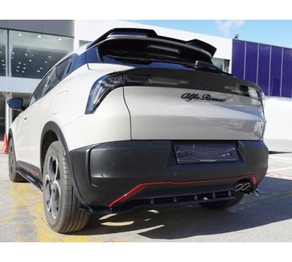 Rajout de Pare choc arrière Noir Brillant Alfa Romeo Junior (24+)