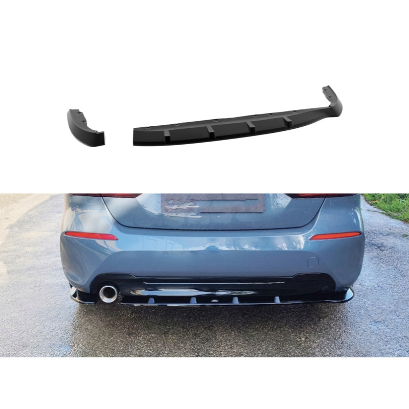 Rajout de Pare choc arrière noir brillant BMW série 1 F40 (19-24)