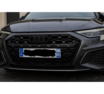 Calandre adaptable sur Audi A3 8Y Look RS3 Noir brillant (20-24)