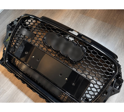 Calandre Noir Brillant adaptable sur Audi A3 8V (12-16) Look RS3