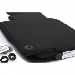 Set tapis velours noir adaptable sur Vw Golf Plus / Cross 07-14