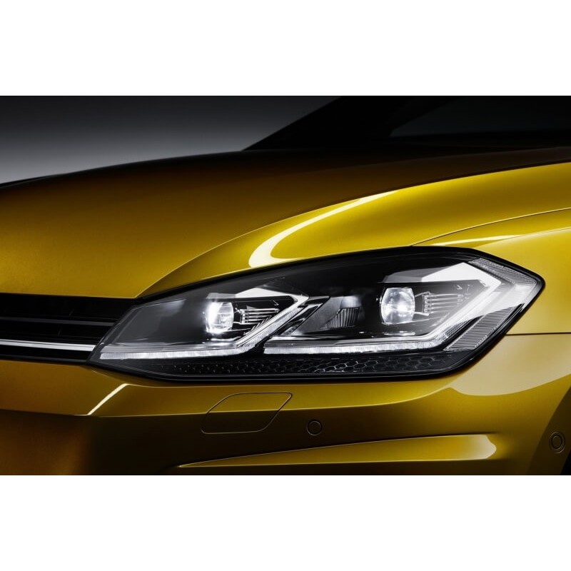 2x Phares LED adaptables sur Golf VII 7.5 Facelift Look R-Line ou GTI (17-20)