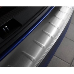 Seuil de coffre alu adaptable sur Vw Passat B8 Berline (15+)