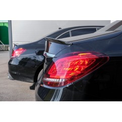 Becquet Mercedes Classe C berline W205 peint Noir brillant13-